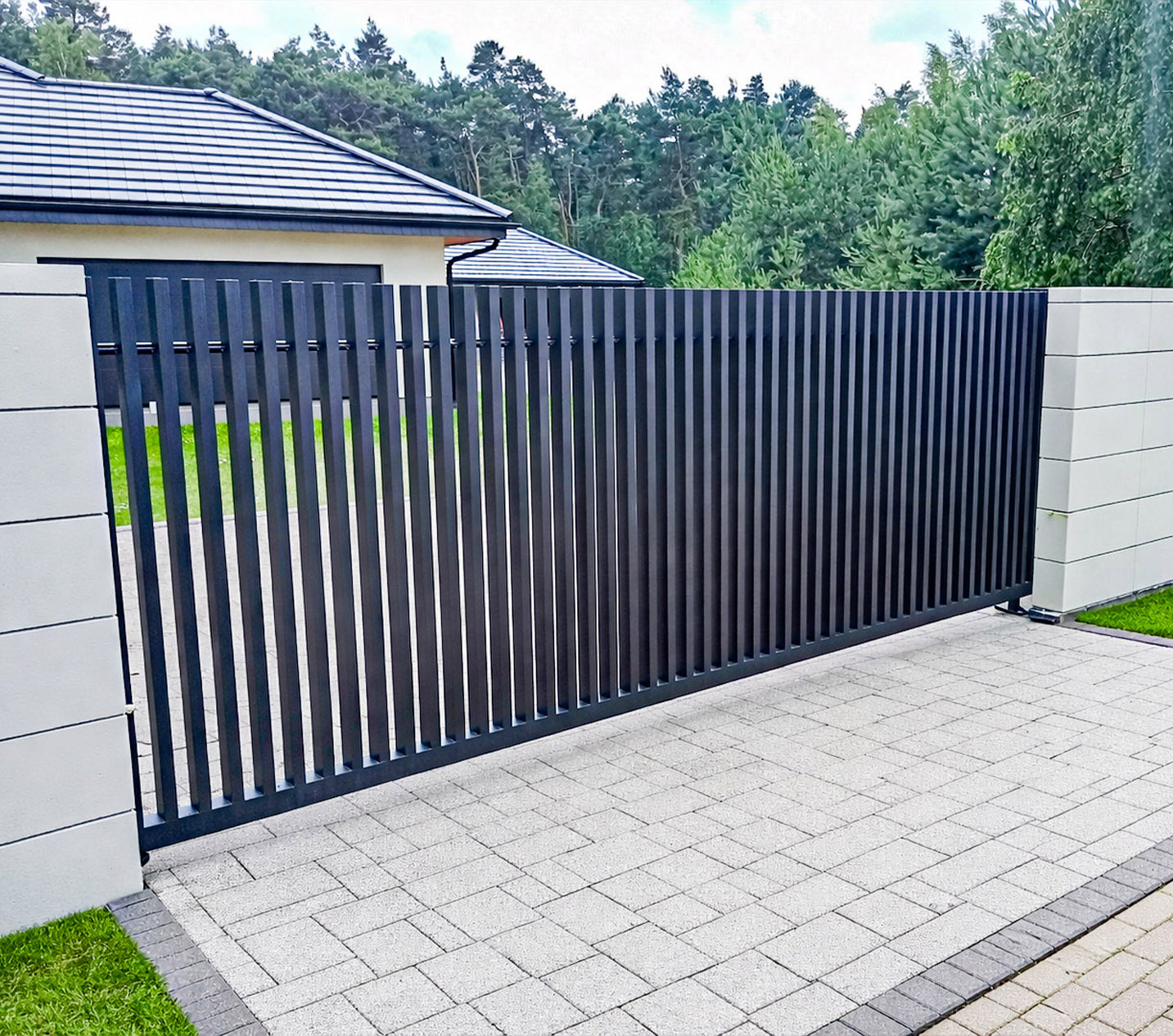 Ogrodzenia aluminiowe grzebieniowe